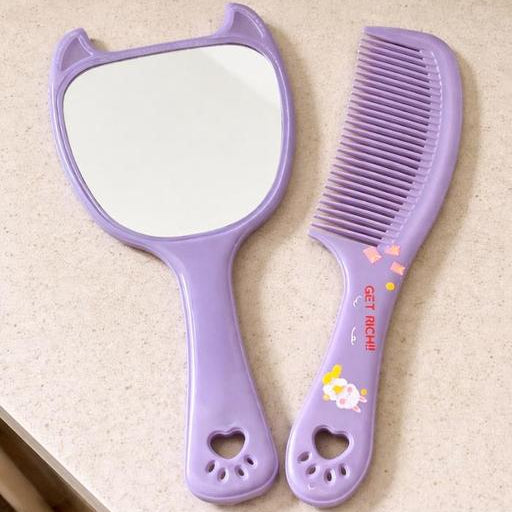 Beauty Touch Up Mirror & Comb Set